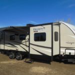 2017 Coachman Freedom Express 321FEDS Liberty Eddition