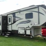 2017 KEYSTONE AVALANCHE 370RD