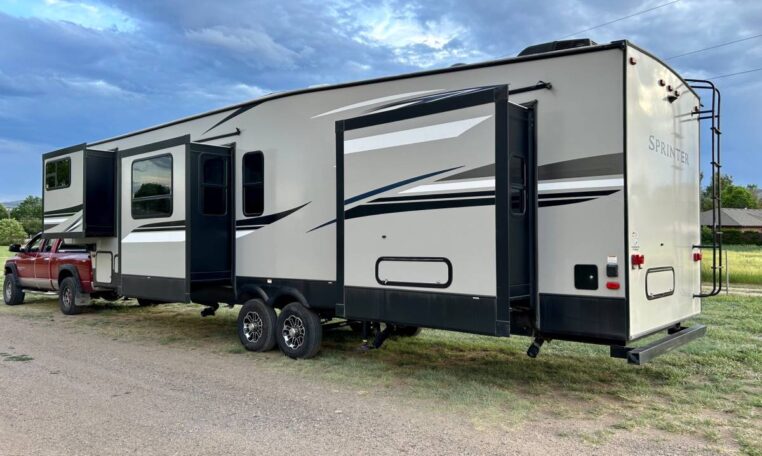 2017 KEYSTONE COUGAR 326RDS