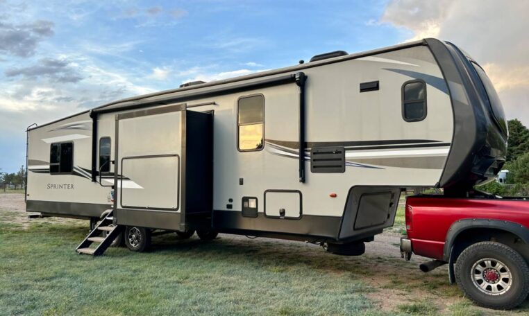 2017 KEYSTONE COUGAR 326RDS